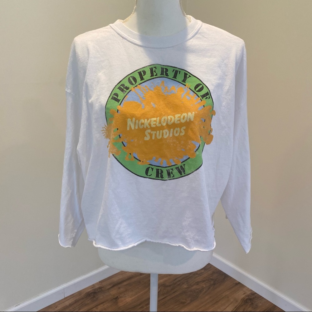 Nickelodeon Crew Crop White Tee Shirt XL top green
